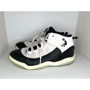 Shaq Boys Basketball Sneakers | Size 4Y | AS-IS | Black & White